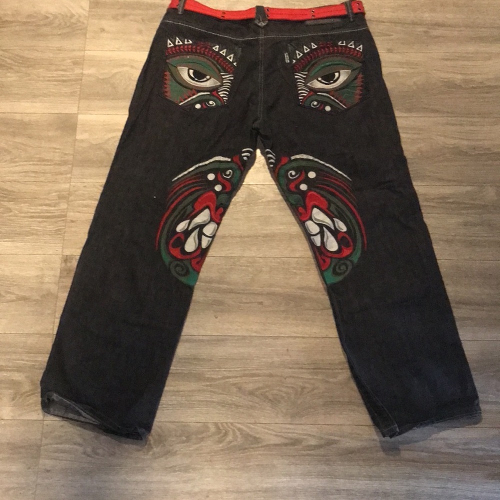 Old Paris jeans with sewn in art